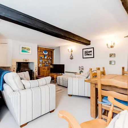 Temple Holiday home Port Isaac